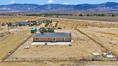 View/Area - 32480 Wren, Lucerne Valley, CA 92356 photo 1 of 12