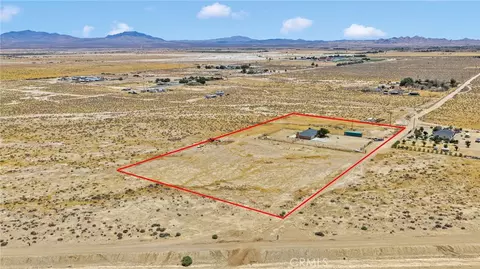 View/Area - 32480 Wren, Lucerne Valley, CA 92356 photo 6 of 12