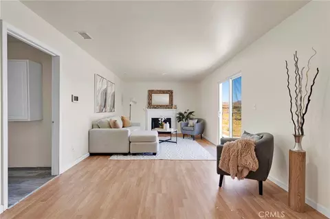 Living - 32480 Wren, Lucerne Valley, CA 92356 photo 6 of 7