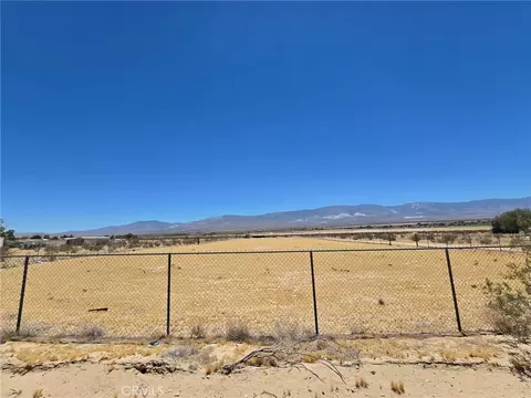 37915 Rabbit Spgs, Lucerne Valley, CA 92356
