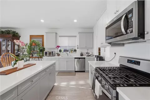 Kitchen - 7675 Orangebrook, Riverside, CA 92507 photo 1 of 2