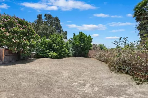 Exterior - 1339 Castledale, Riverside, CA 92501 photo 5 of 6