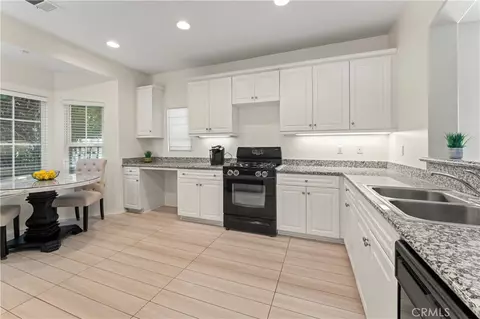 Kitchen - 1339 Castledale, Riverside, CA 92501 photo 5 of 5