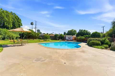 Exterior - 4374 Ramona Dr, Riverside, CA 92506 photo 13 of 17