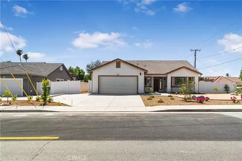Exterior - 595 E 12th St, Beaumont, CA 92223 photo 1 of 4
