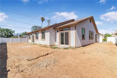 Exterior - 595 E 12th St, Beaumont, CA 92223 photo 4 of 4