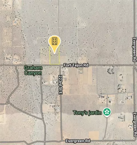 233 Fort Tejon, Llano, CA 93544