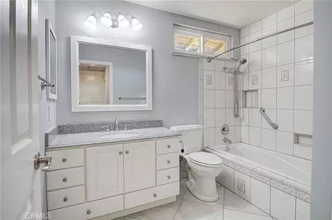 Bath - 2663 Doubletree, Riverside, CA 92506 photo 4 of 4