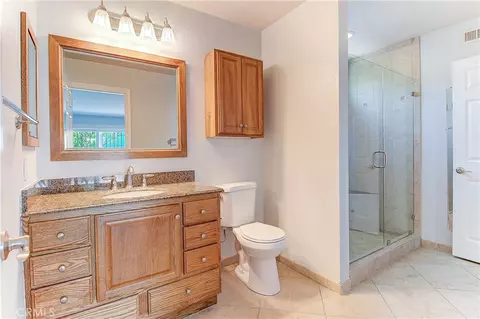 Bath - 2663 Doubletree, Riverside, CA 92506 photo 1 of 4