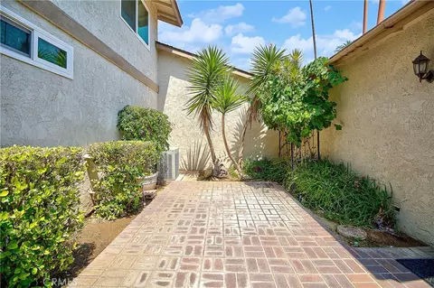 Exterior - 2663 Doubletree, Riverside, CA 92506 photo 6 of 14