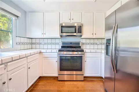 Kitchen - 2663 Doubletree, Riverside, CA 92506 photo 5 of 6