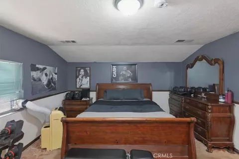 Bedroom - 17394 Sunset Vw, Riverside, CA 92504 photo 6 of 9
