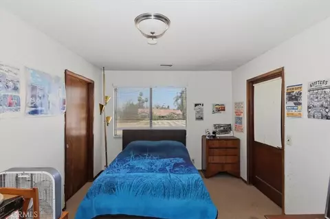 Bedroom - 17394 Sunset Vw, Riverside, CA 92504 photo 8 of 9