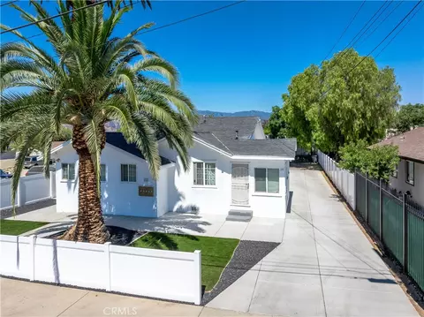 111 S South Lindsay St, Lake Elsinore, CA 92530