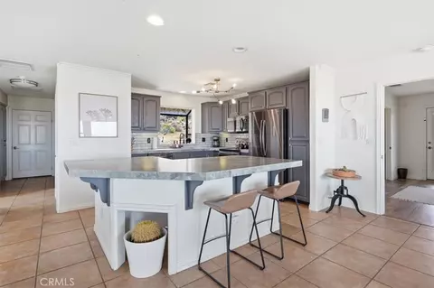 Kitchen - 7818 Rockwood Rd, Joshua Tree, CA 92252 photo 1 of 5