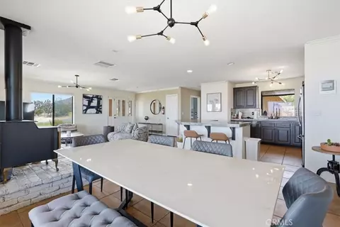 Dining - 7818 Rockwood Rd, Joshua Tree, CA 92252 photo 3 of 3
