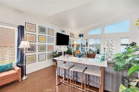 Living - 27279 Maritime Ln, Helendale, CA 92342 photo 3 of 4