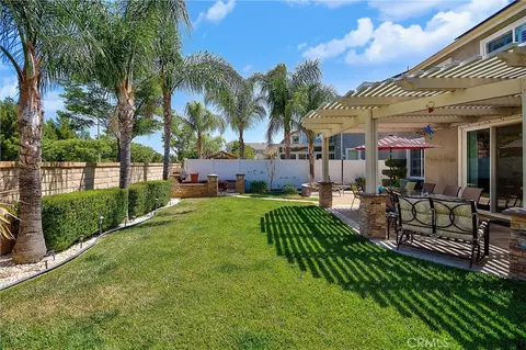 Exterior - 72 Newburn Ct, Beaumont, CA 92223 photo 7 of 10