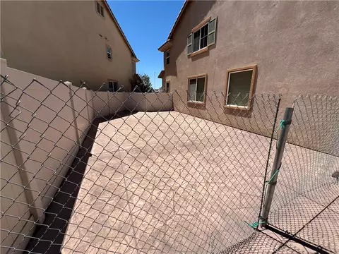 Exterior - 6356 Katrina Pl, Palmdale, CA 93552 photo 9 of 15