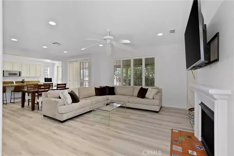 Living - 27455 Lock Haven Ct, Temecula, CA 92591 photo 2 of 2