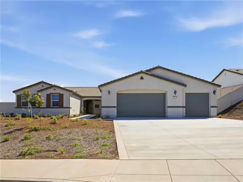 6112 Saddlehorn Ln, Jurupa Valley, CA 92509