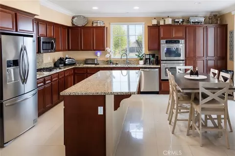 15850 Twin Lks, Moreno Valley, CA 92555