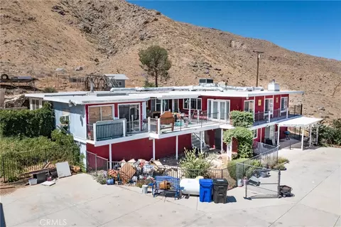 Exterior - 8929 Central Rd, Apple Valley, CA 92308 photo 1 of 8
