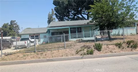 32260 Avenue E, Yucaipa, CA 92399