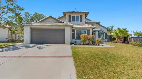 Exterior - 12862 Daisy Ct, Yucaipa, CA 92399 photo 2 of 7