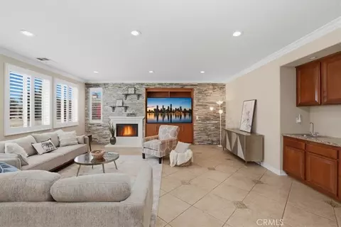 Living - 16795 Eagle Peak, Riverside, CA 92504 photo 5 of 6