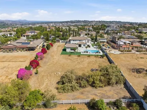 View/Area - 16795 Eagle Peak, Riverside, CA 92504 photo 6 of 8