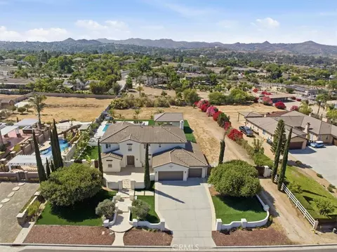 View/Area - 16795 Eagle Peak, Riverside, CA 92504 photo 7 of 8