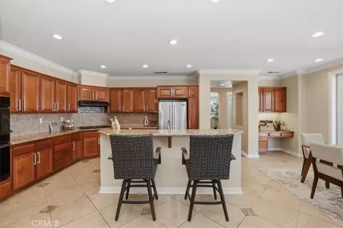 Kitchen - 16795 Eagle Peak, Riverside, CA 92504 photo 4 of 4