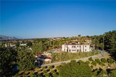 View/Area - 2019 Polo Ct, Riverside, CA 92506 photo 2 of 3