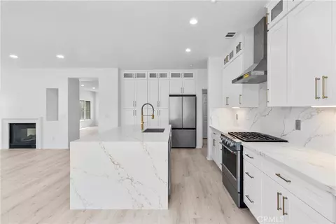 Kitchen - 1271 Castledale, Riverside, CA 92501 photo 3 of 5