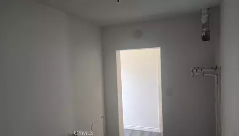 Entry Way - 515 W N, Colton, CA 92324 photo 4 of 5