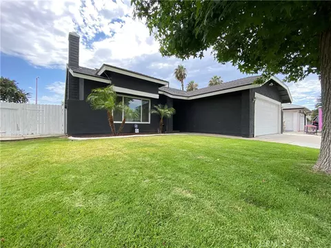 25899 Casa Fantastico Dr, Moreno Valley, CA 92551