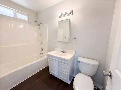 Bath - 215 Laurel, Hemet, CA 92544 photo 2 of 2