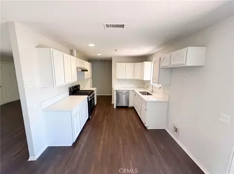 Kitchen - 215 Laurel, Hemet, CA 92544 photo 1 of 3