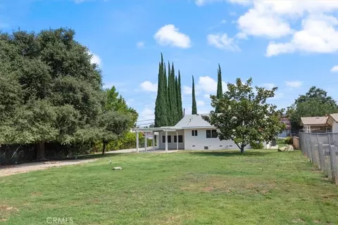 Exterior - 34385 Avenue H, Yucaipa, CA 92399 photo 7 of 10