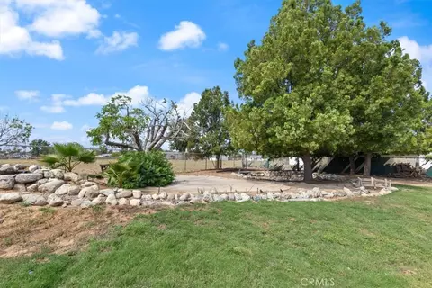 Exterior - 34385 Avenue H, Yucaipa, CA 92399 photo 8 of 10