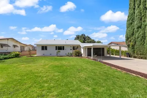 Exterior - 34385 Avenue H, Yucaipa, CA 92399 photo 2 of 10