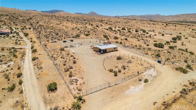 25333 Valley Vw, Apple Valley, CA 92308
