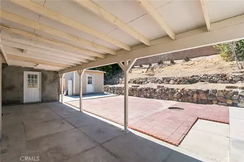 Exterior - 650 E Mountain Vw, Barstow, CA 92311 photo 6 of 8