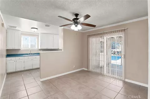 Entry Way - 650 E Mountain Vw, Barstow, CA 92311 photo 1 of 4