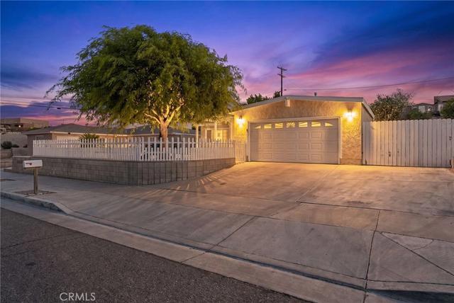 650 E Mountain Vw, Barstow, CA 92311