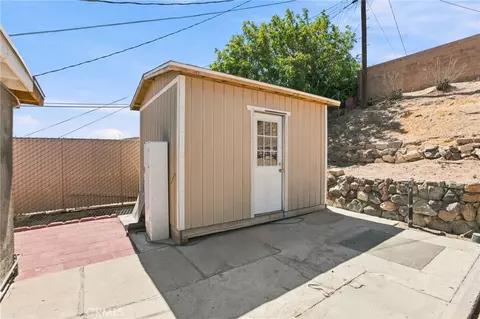 Exterior - 650 E Mountain Vw, Barstow, CA 92311 photo 8 of 8