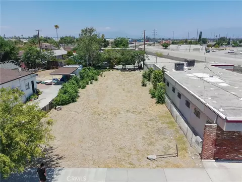 1371 N La Cadena, Colton, CA 92324