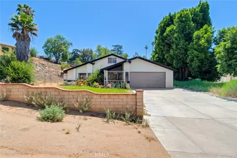 Exterior - 4848 Sedgwick, Riverside, CA 92507 photo 2 of 3