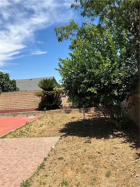 Exterior - 7941 Perlite Ave, Rancho Cucamonga, CA 91730 photo 17 of 19